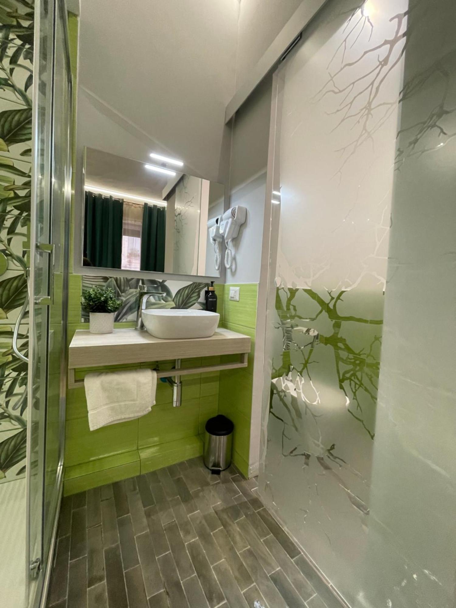 Vomero Suite And Deluxe Room B&B Napoli Exterior foto